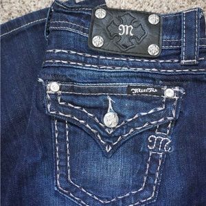 NWT Miss Me Boot Cut Low Rise Jeans Size 28
